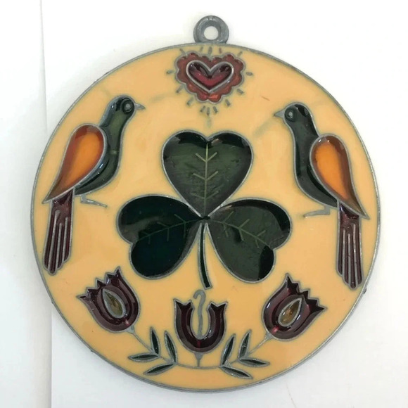 Clover leafs - Picture 1 of 2